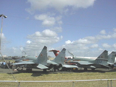 mig29_1.jpg (37934 bytes)